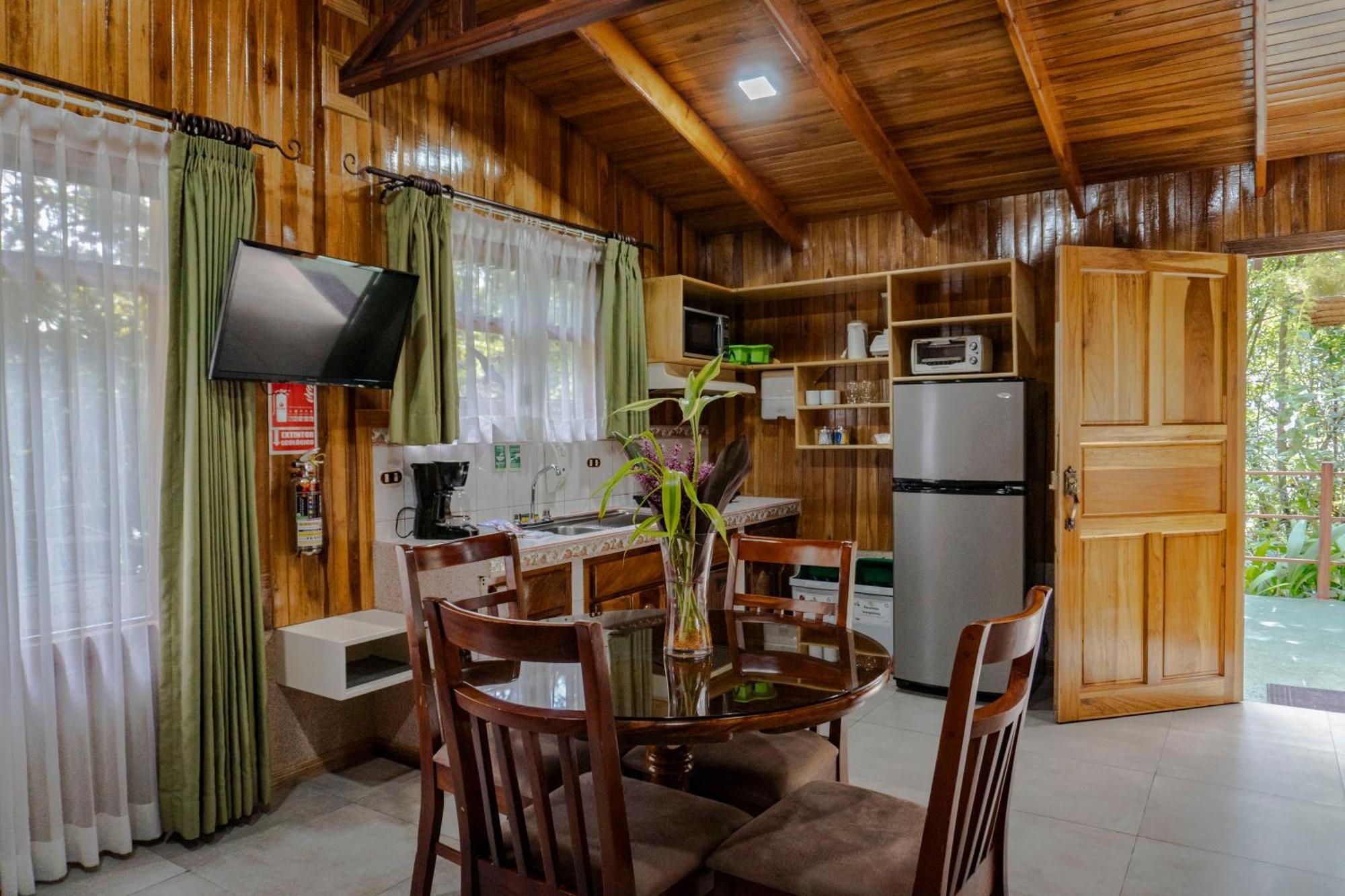 Los Pinos Cabins & Reserve Монте-Верде Номер фото