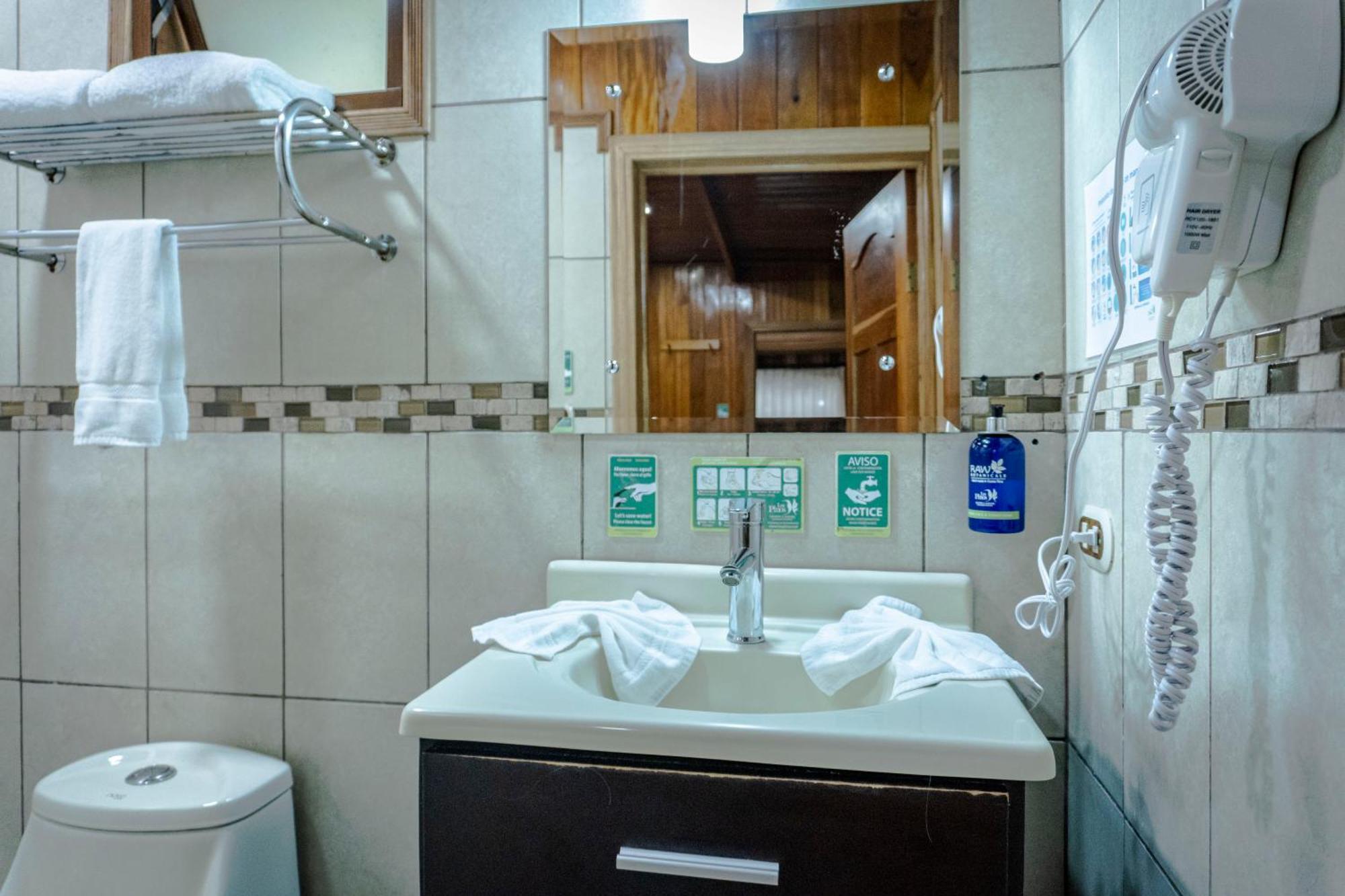 Los Pinos Cabins & Reserve Монте-Верде Номер фото