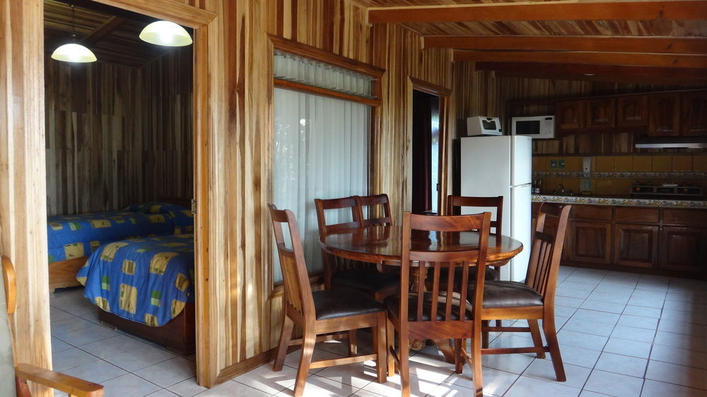Los Pinos Cabins & Reserve Монте-Верде Экстерьер фото